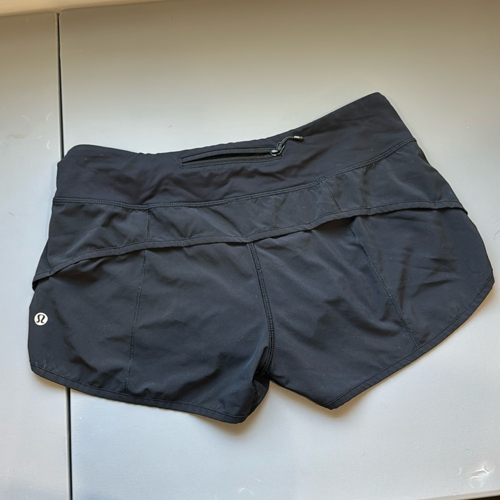 SPEED SHORT *4-WAY STRETCH
COLOUR: BLACK
SIZE 6
SKU #  3380089